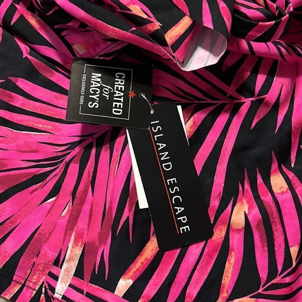 Island Escape Tankini - Picture 10 of 10